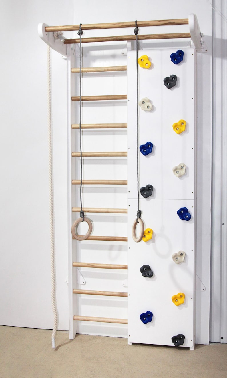 Wooden Indoor Playground Wall-Mounted Swedish Ladder Climbing Set 2-Piece